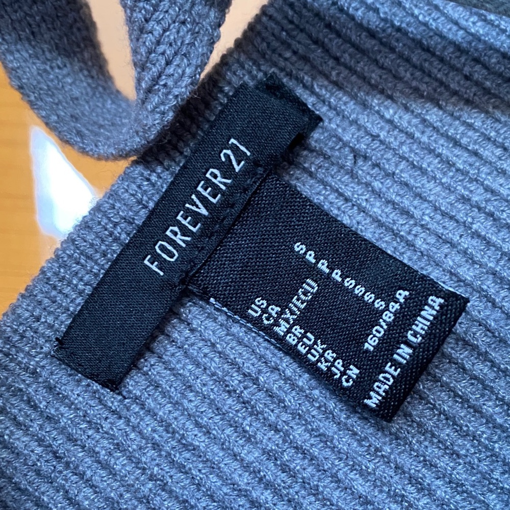 EUC Forever 21 Gray Wrap Dolman Sleeve Midi Sweater Dress - Picture 9 of 13